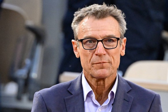 Tennis Roland Garros 2024 France Mats Wilander Suede Speaker de RG Tennis Roland Garros 2024 France 05 06 2024 ChrysleneCaillaud Panoramic PUBLICATIONxNOTxINxFRAxBEL