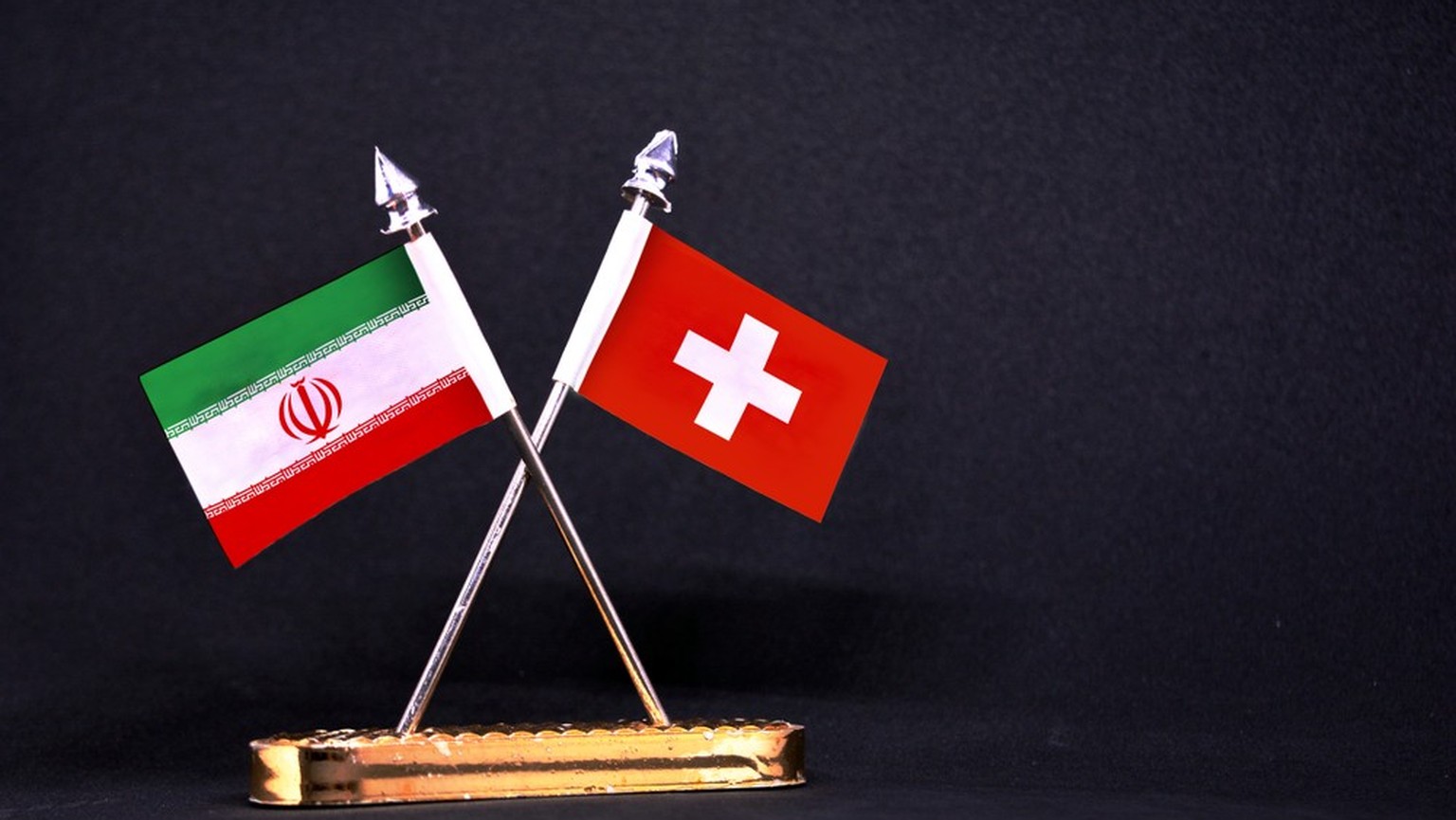 iran flag switzerland flag