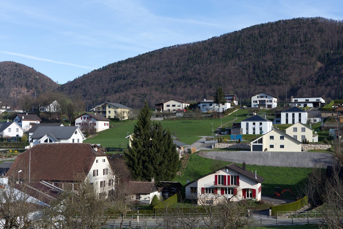 Der mutmassliche Täter der Schiesserei in Aarau wohnte im beschaulichen jurassischen Dorf Montsevelier.