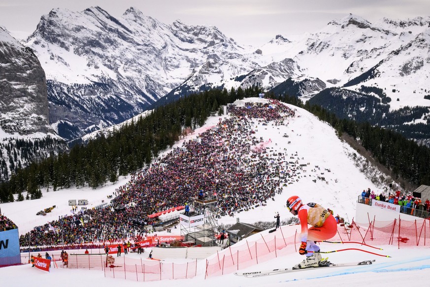 Beat Feuz of Switzerland in action during the men&#039;s downhill race at the Alpine Skiing FIS Ski World Cup in Wengen, Switzerland, Saturday, January 14, 2023. (KEYSTONE/Jean-Christophe Bott)
