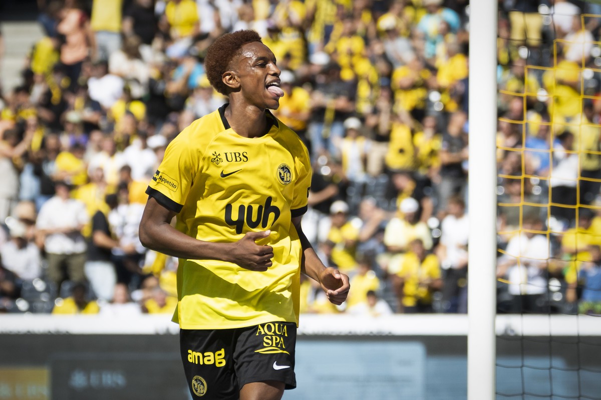 Alvyn Sanches (YB) jubelt ueber sein Tor zum 3-2 im Super League Spiel zwischen dem BSC Young Boys und dem FC Vaduz, am Sonntag, 23. August 2026 im Stadion Wankdorf in Bern. (KEYSTONE/Peter Klaunzer)