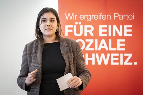 Co-Fraktionschefin und Nationalraetin Samira Marti, SP-BL, spricht beim Jahresauftakt-Apero der SP Schweiz, am Mittwoch, 14. Januar 2026 in Bern. (KEYSTONE/Anthony Anex)