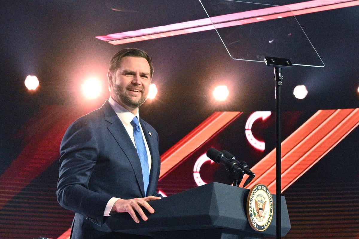 Vice President JD Vance speaks during Turning Point USA's AmericaFest 2025, Sunday, Dec. 21, 2025, in Phoenix. (AP Photo/Jon Cherry)
Turning Point