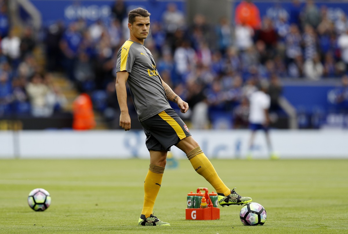 Britain Soccer Football - Leicester City v Arsenal - Premier League - King Power Stadium - 20/8/16
Arsenal's Granit Xhaka warms up before the game
Reuters / Darren Staples
Livepic
EDITORIAL U ...