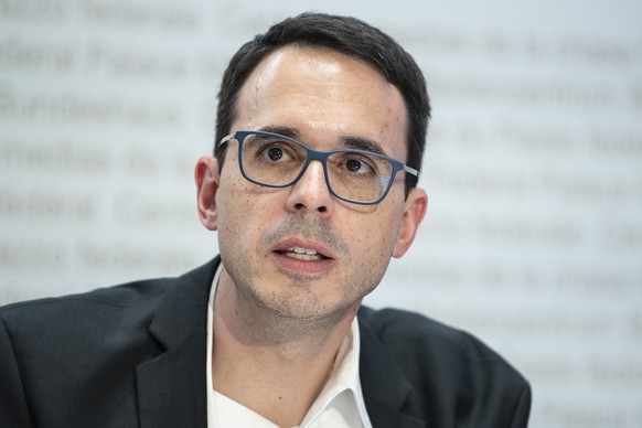 Stefan Kuster, Leiter Uebertragbare Krankheiten, Bundesamt fuer Gesundheit BAG, aeussert sich an einem Point de Presse zum Coronavirus COVID -19, am Donnerstag, 9. Juli 2020, in Bern. (KEYSTONE/Peter  ...