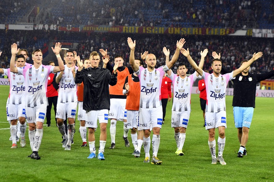 epa07761168 Lask players celebrate after the UEFA Champions League third qualifying round, first leg soccer match between FC Basel and LASK in Basel, Switzerland, 07 August 2019. EPA/WALTER BIERI