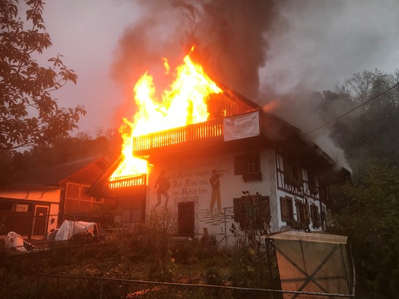 Zwei Verletzte bei Brand in Mellikon AG