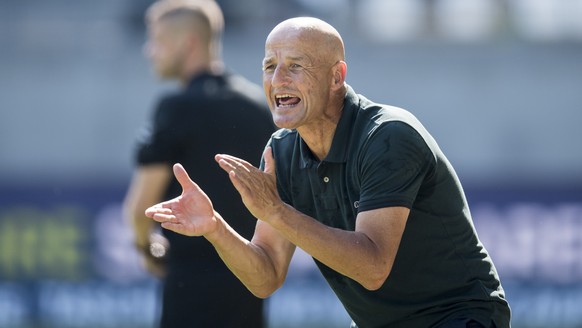 Der St. Galler Cheftrainer Peter Zeidler im Fussball Super League Spiel zwischen dem FC St. Gallen und dem FC Thun, im Kybunpark, am Sonntag, 5. August 2018, in St. Gallen. (KEYSTONE/Benjamin Manser)