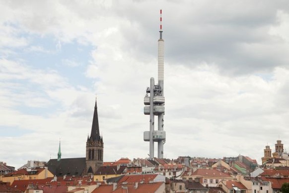 Die hÃ¤sslichsten GebÃ¤ude der Welt
Prags Fernsehturm zeugt auch nicht gerade von ... SchÃ¶nheit.