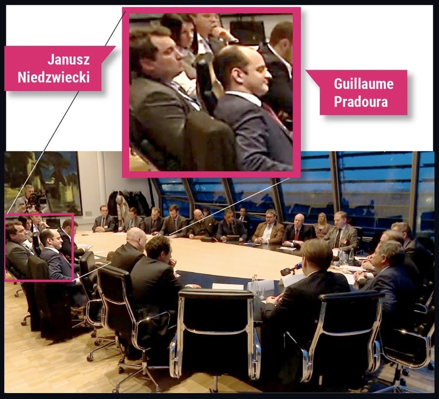 Niedźwiecki (l.) und Pradoura (2.v.l.) im Bundestag: Das Empfangskomitee für Medwetschuk bildeten Krah, Bystron und der weitere AfD-Abgeordnete Waldemar Herdt.