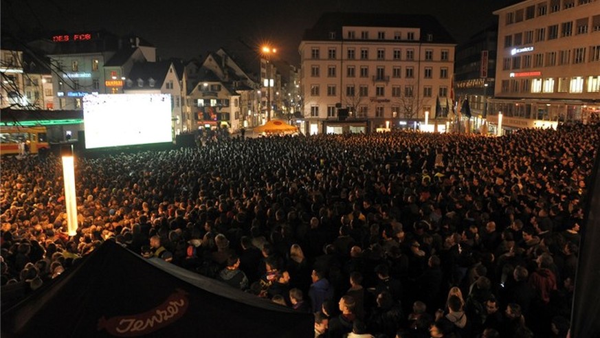 Das Public Viewing vom Spiel zwischen dem FC Basel und Bayern München von 2012 soll das Vorbild sein für nächsten Mittwoch.
