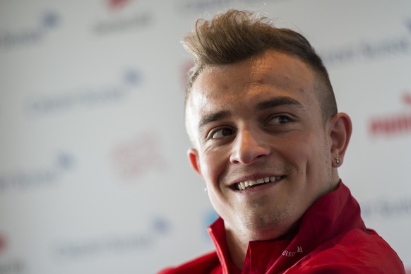 Ein fröhlicher Xherdan Shaqiri stellte sich heute Mittag der Presse.