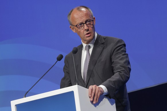 epa12063058 Chairman of the German Christian Democratic Union (CDU) party Friedrich Merz delivers a speech during the opening ceremony of the European People&#039;s Party Congress in Valencia, eastern ...
