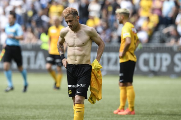 YBs Miralem Sulejmani ist enttaeuscht im Schweizer Fussball Cupfinalspiel zwischen den Berner Young Boys und dem FC Zuerich, am Sonntag 27. Mai 2018, im Stade de Suisse in Bern. (KEYSTONE/Anthony Anex ...