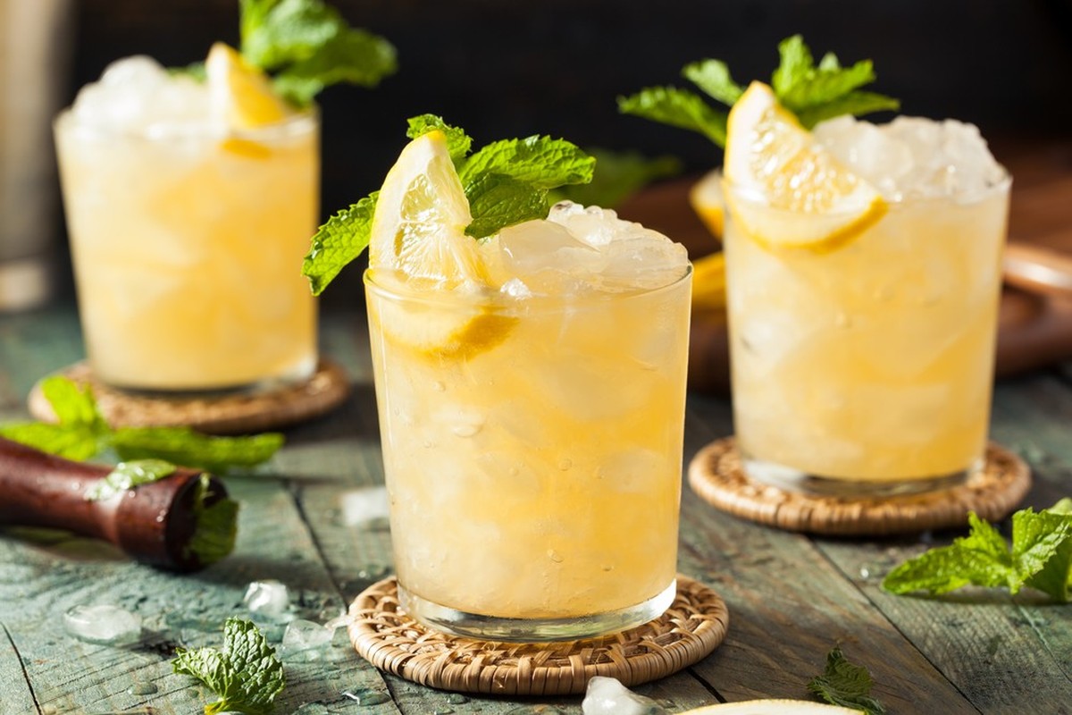 Whiskey smash drinks trinken alkohol cocktail whisky bourbon