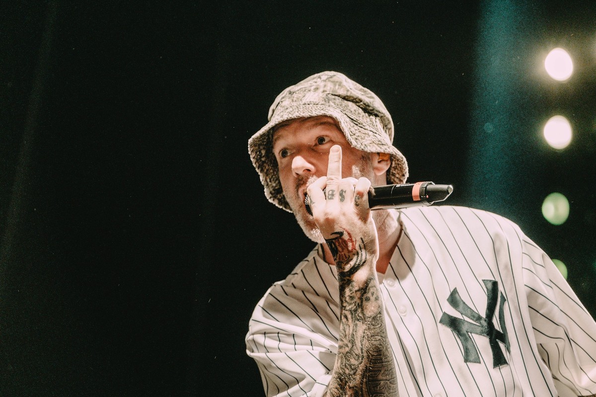Limp Bizkit Bern, Switzerland. July 25th, 2019. The American rap rock band Limp Bizkit performs a live concert at Festhalle in Bern. Here rapper and vocalist Fred Durst is seen live on stage. Bern Swi ...
