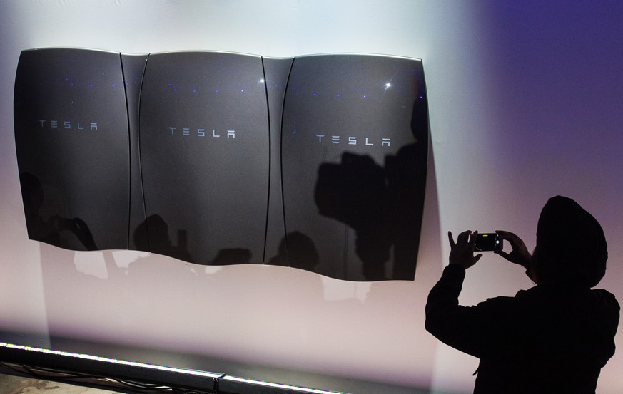Tesla expandiert in der Schweiz ins Geschäft mit Hausbatterien