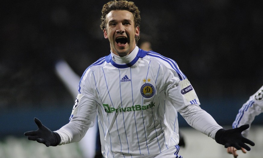 Dynamo Kiev&#039;s Andriy Shevchenko celebratesafter scoring during a Champions League, Group F, soccer match between Dynamo Kiev and Inter Milan at the Valeriy Lobanovsky&#039;s stadium in Kiev, Ukra ...