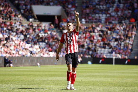 2nd August 2025 Stadium of Light, Sunderland, England Pre Season Football Friendly, Sunderland versus Real Betis Granit Xhaka of Sunderland gives directions PUBLICATIONxNOTxINxUK CraigxCowan