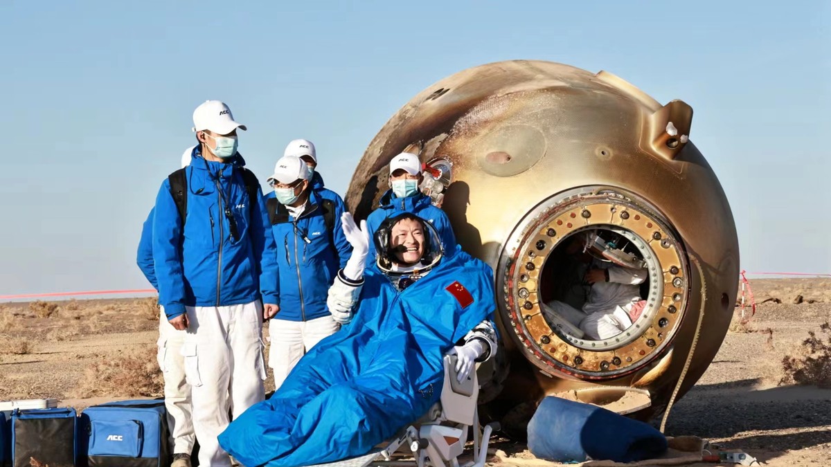 Three Chinese astronauts back on Earth after five months Target detection using artificial intelligence: Russia uses a new ‘super drone’.
