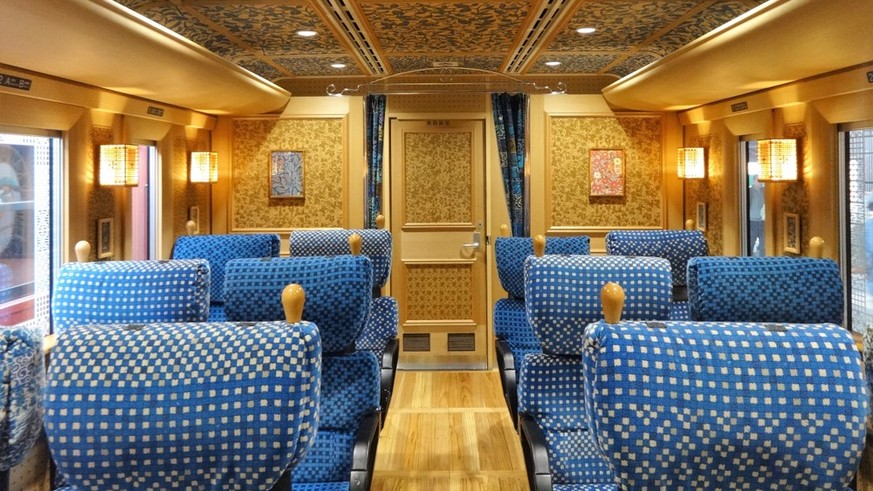1. Klasse Luxuszug zug train