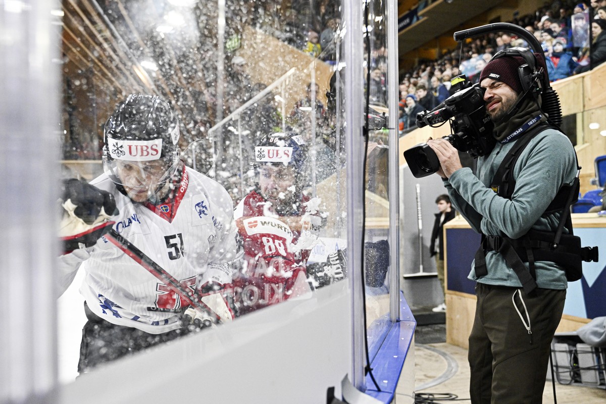 Le hockey suisse n'est plus visible en direct sur les chaînes du service public.