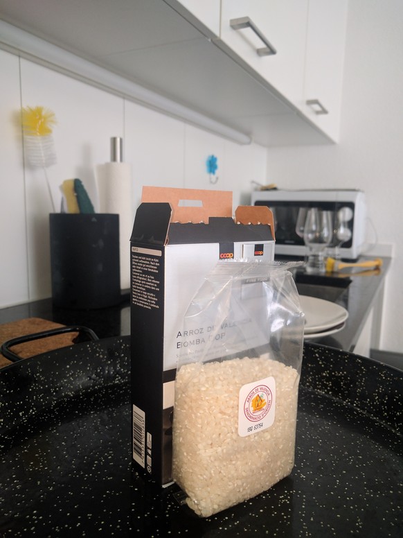 Diese 33 Bilder zeigen einmal mehr: Glaube nie, was auf der Verpackung steht
Bei uns würde auch eine kleinere Packung reichen.