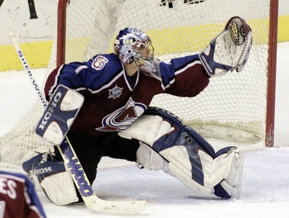 Der Wegbereiter für viele Schweizer, David Aebischer im Dress der Colorado Avalanche.