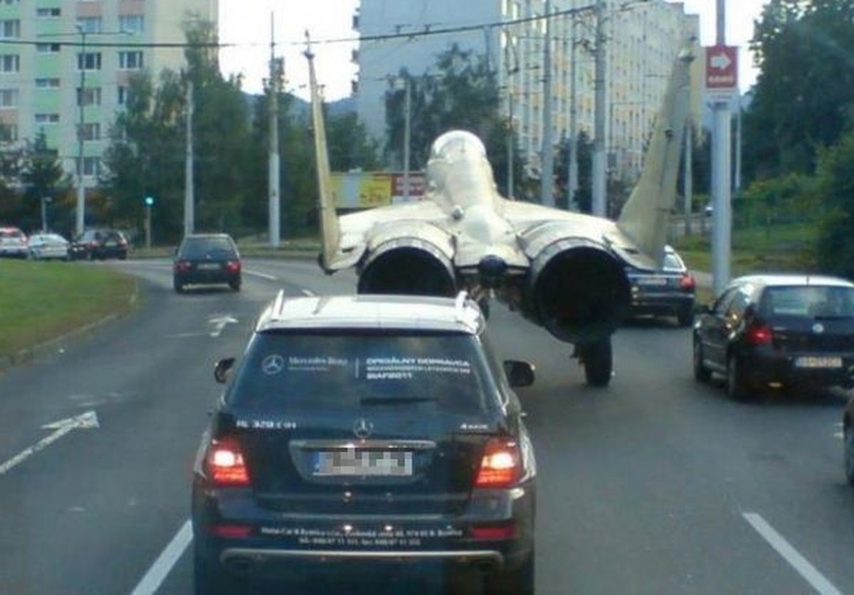 Quand tu arrives en retard au travail à cause des embouteillages du matin.