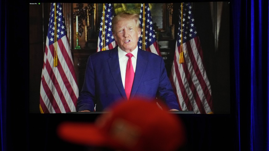 Trump Fights His New Nemesis Over 270,000 Miles Away: NASA’s “Artemis 1” Mission Sets Another Record