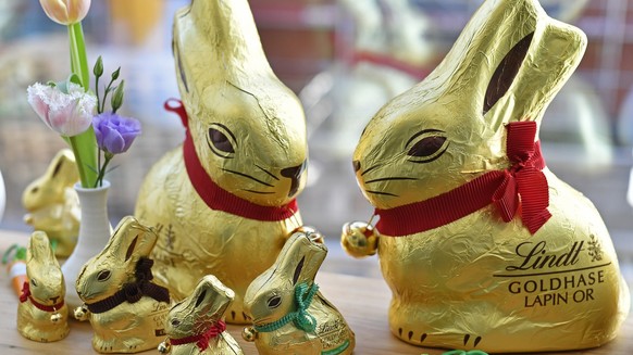 Goldhasen - Familie an der Bilanz - Medienkonferenz von Lindt und Spruengli in Kilchberg (ZH) am Dienstag, 5. Maerz 2019. (KEYSTONE/Walter Bieri)