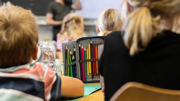 Die Lehrerausbildung im Kanton Genf soll verkürzt werden.