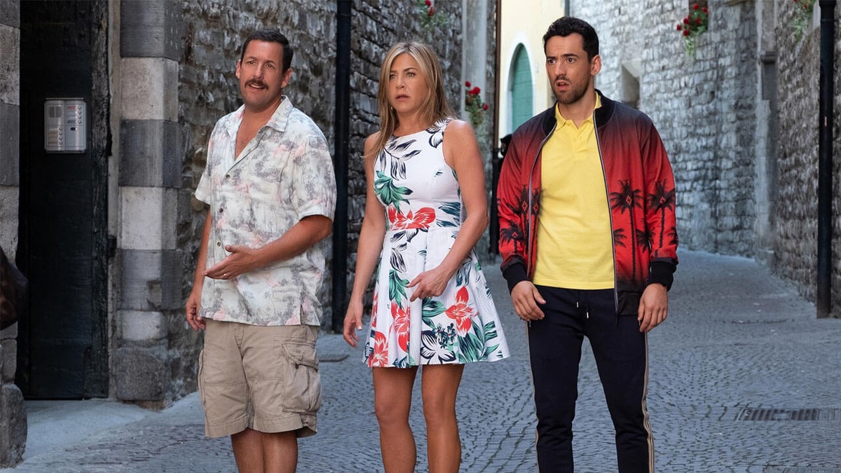 Jennifer Aniston, Adam Sandler u.a. in «Murder Mystery»