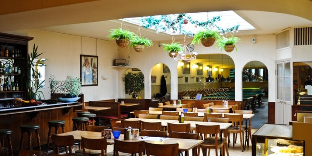 Nach 44 Jahren in Besitz der Familie Winistörfer ist Schluss. Das Traditionslokal Bodega Española im Zürcher Niederdorf bekommt neue Wirte. Die Stammgäste sind traurig über den Abgang der Winistörfers ...