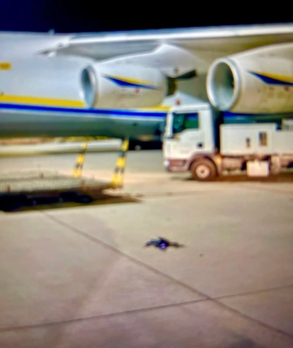 https://x.com/bayraktar_1love/status/2084973624583225807
Tweet: «BILD has published a photo of the explosive-laden drone found beside a Ukrainian An-124 at Leipzig Airport.
Explosive-laden drones oper ...