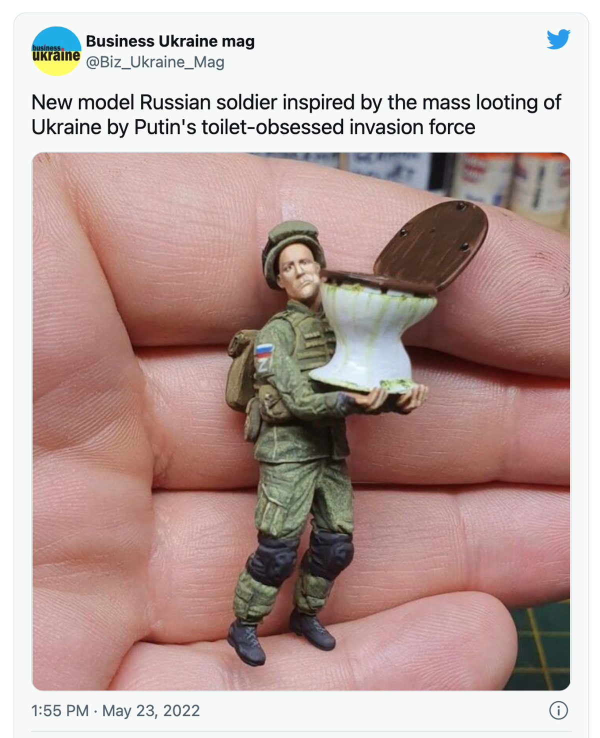 «Neues russisches Spielzeugsoldaten-Modell, inspiriert von der Massenplünderung der Ukraine durch Putins toilettenbesessene Invasionstruppe.»