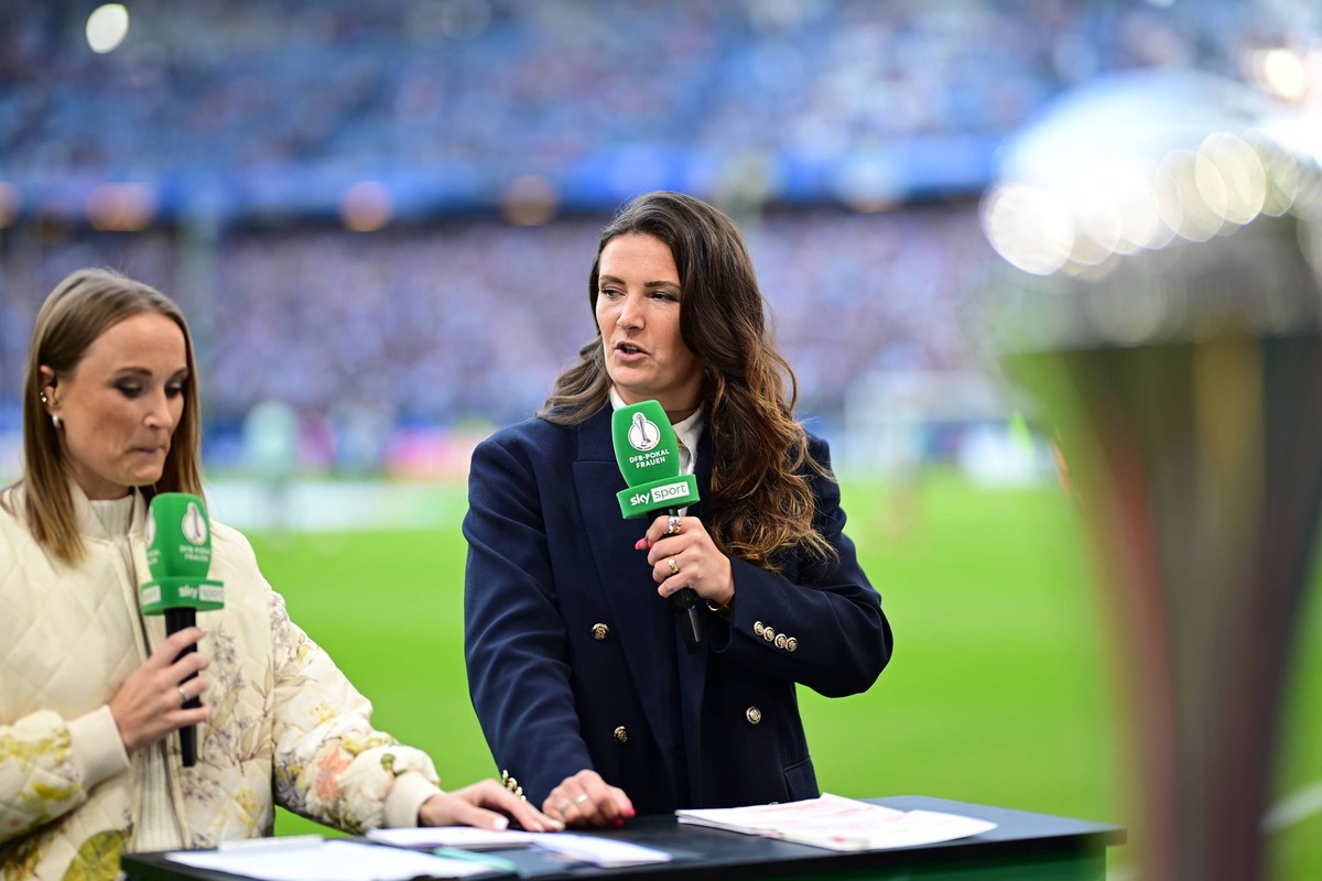 Fußball I Frauen I Saison 2024-2025 I DFB-Pokal I Halbfinale I Hamburger SV - SV Werder Bremen I 23.03.2025 Rachel Rinast Hamburg Volksparkstadion Hamburg Deutschland *** Soccer I Women I Season 2024  ...