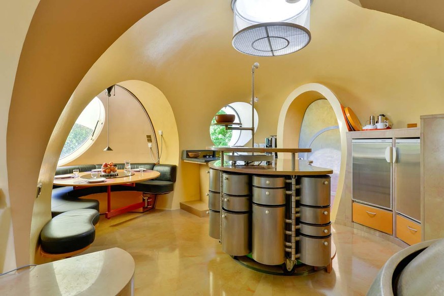 maison bulles fontaines-sur-saône lyon frankreich architektur design kunst retro barbapapa haus
https://www.architecturedecollection.fr/product/maison-bulle-antti-lovag-fontaines-sur-saone-architectur ...