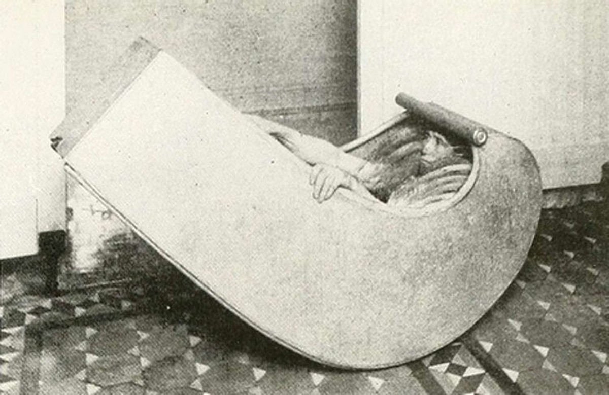 Victorian-Era Rocking Bath