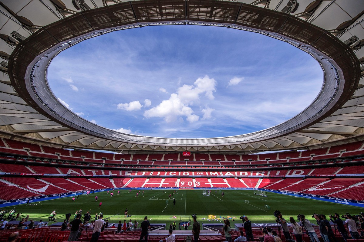 epa07557675 (FILE) - General view of the Wanda Metropolitano stadium during Atletico Madrid's training session in Madrid, Spain, 09 May 2018 (re-issued 09 May 2019). Liverpool FC will face Totten ...