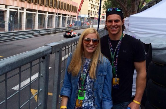 Weirather mit Freund Stefan Guay in Mai beim GP von Monaco.