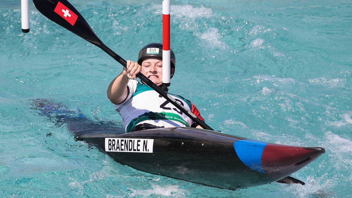 210727 -- TOKYO, July 27, 2021 -- Naemi Braendle of Switzerland competes during the women s kayak semifinal of canoe slalom at the Tokyo 2020 Olympic Games, Olympische Spiele, Olympia, OS in Tokyo, Ja ...