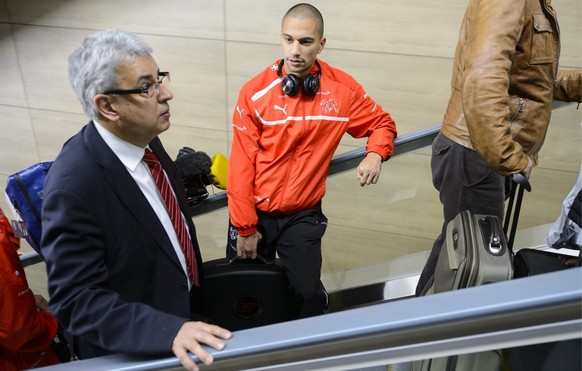 Handelten die Prämien aus: der Nati-Delegierte Peter Stadelmann (links) und Captain Gökhan Inler.