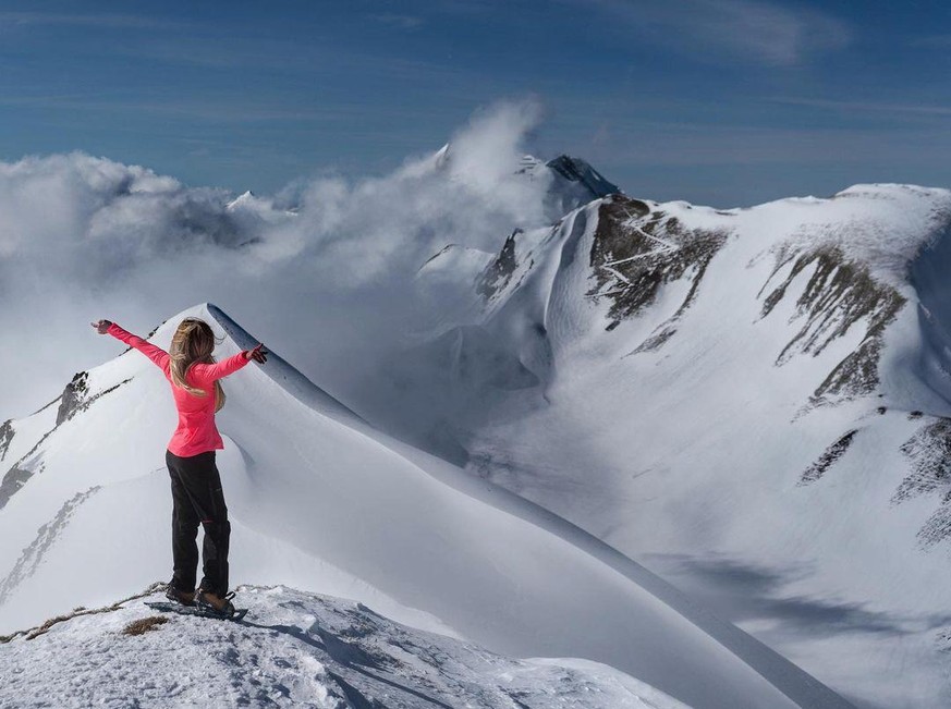 Rauszeit Schneeschuhtouren auf Gipfel mit Bergbahn: Höch Gumme