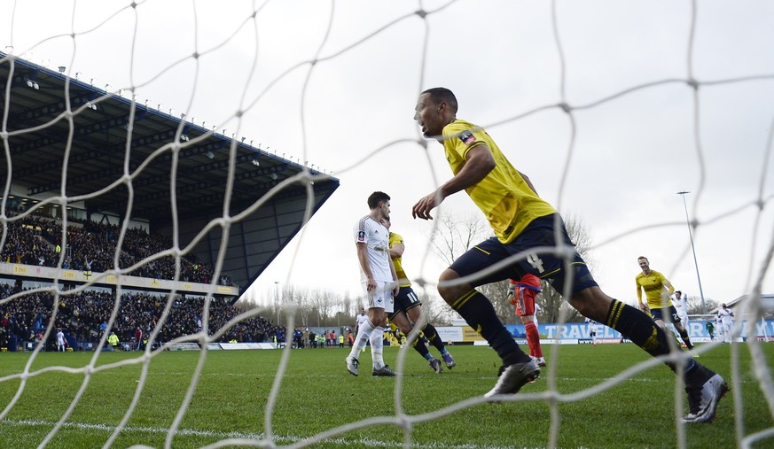 Der Tag seines Lebens: Kemar Roofe von Viertligist Oxford United gelingt gegen Swansea City ein Doppelpack.