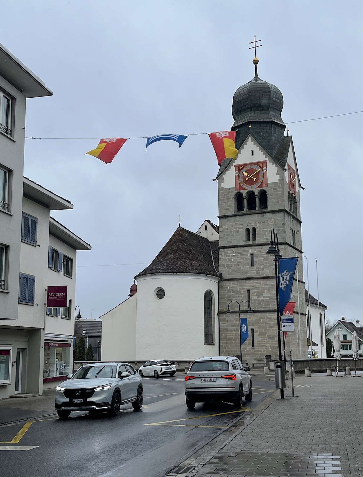 Watson est allé à Baar et Allenwinden, la commune et localité d'origine du candidat au Conseil fédéral, Martin Pfister.