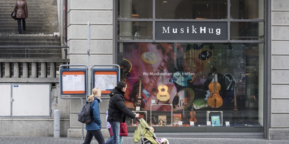 Musik Hug am Zürcher Limmatquai ist schon bald Geschichte. Nach 150 Jahren an der zentralen Passantenlage, muss sich das Traditionsunternehmen einen neuen Standort suchen. Der Grund: Hohe Mietpreise,  ...