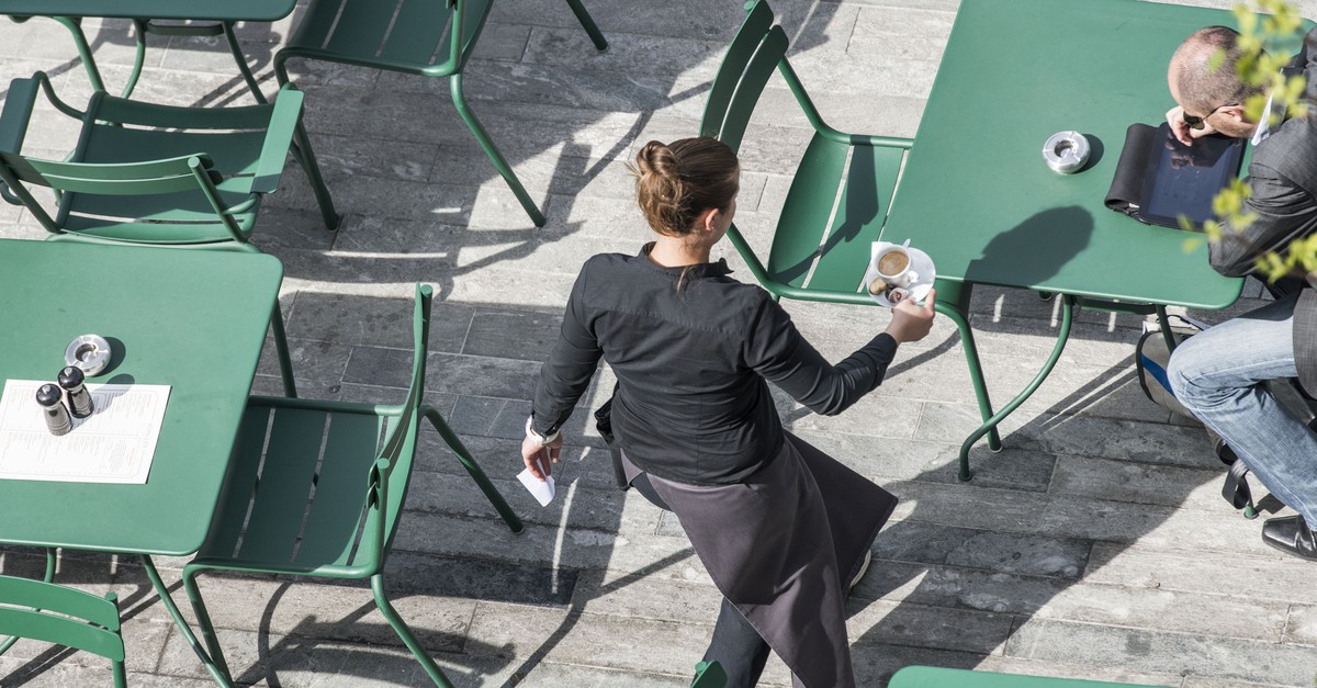 h-here-mwst-f-r-armee-und-13-ahv-umfrage-zeigt-klare-ablehnung-in-der-schweiz