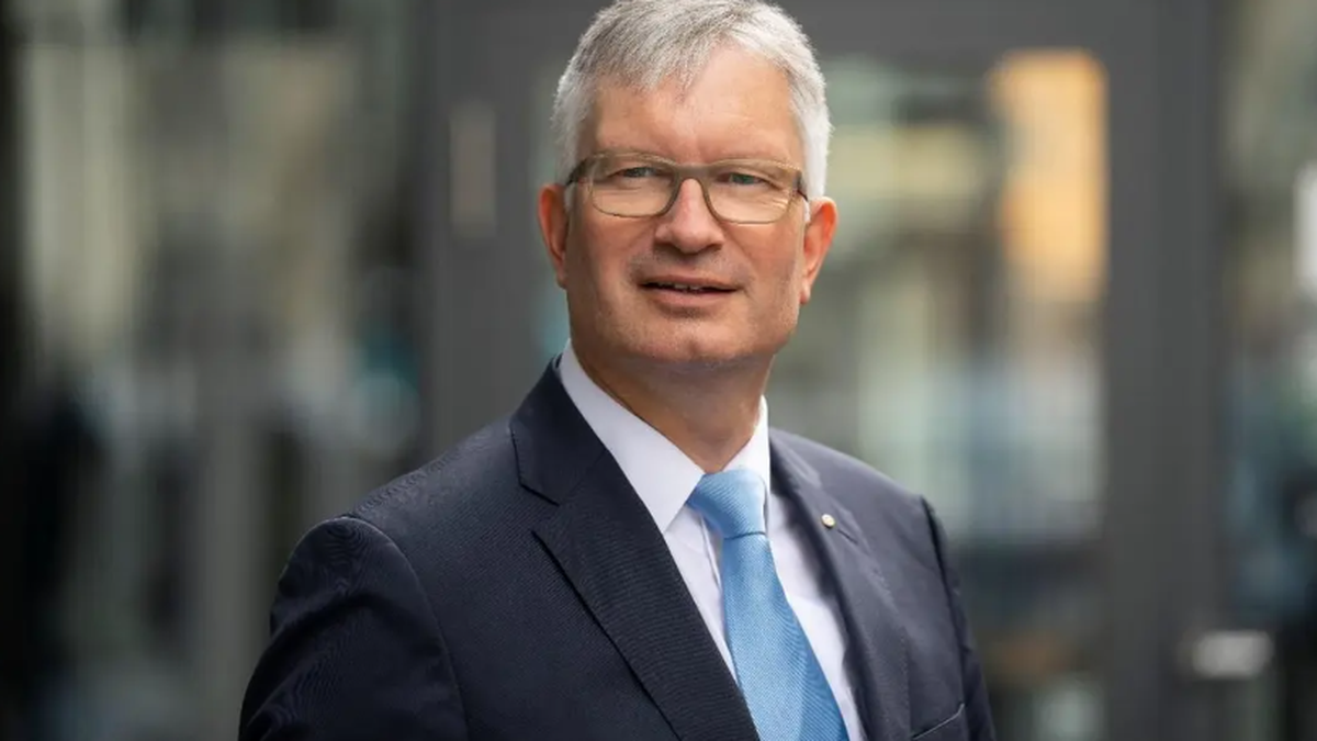 Roland Mueller
