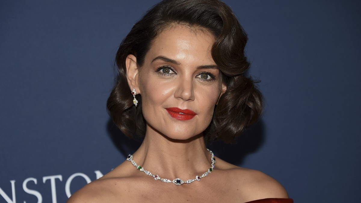 Actress Katie Holmes attends The Harry Winston "New York Collection" unveiling party at the Rainbow Room on Thursday, Sept. 20, 2018, in New York. (Photo by Evan Agostini/Invision/AP)